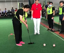 高尔夫赛场再起风云：钱塘鲨队队小胜辽东独角兽队，脚步移动更到位逆风翻盘的范本